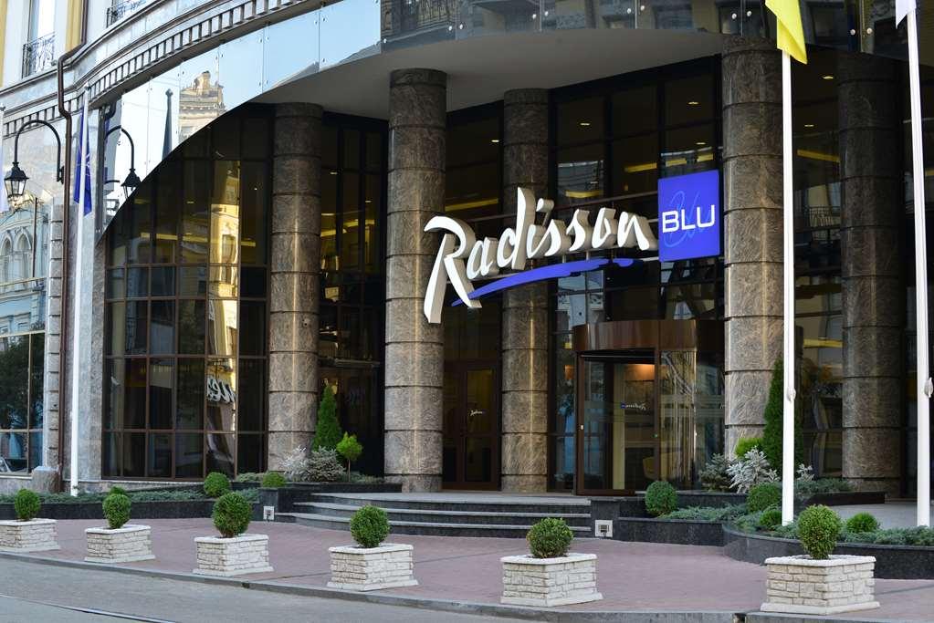 Radisson Blu Hotel, Kyiv Podil City Centre Esterno foto